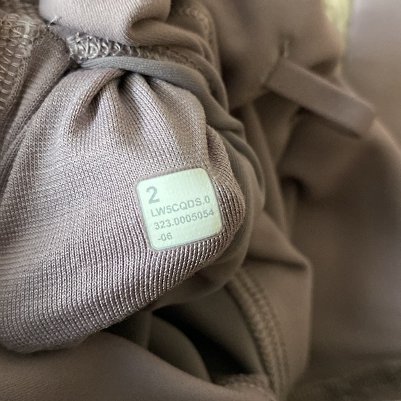 Lululemon leggings - Picture 5 of 5